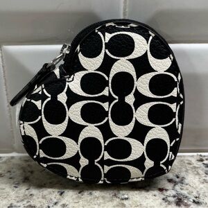 Coach Heart Coin Case EUC